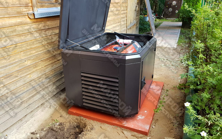 Fubag BS 8500 A ES в уличном кожухе